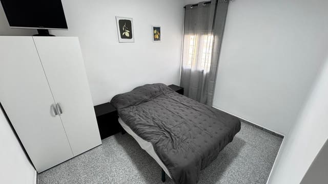 4 Zimmer Penthouse zu vermieten in Alicante / Alacant Stadt - 890 € (Ref: 9465850)