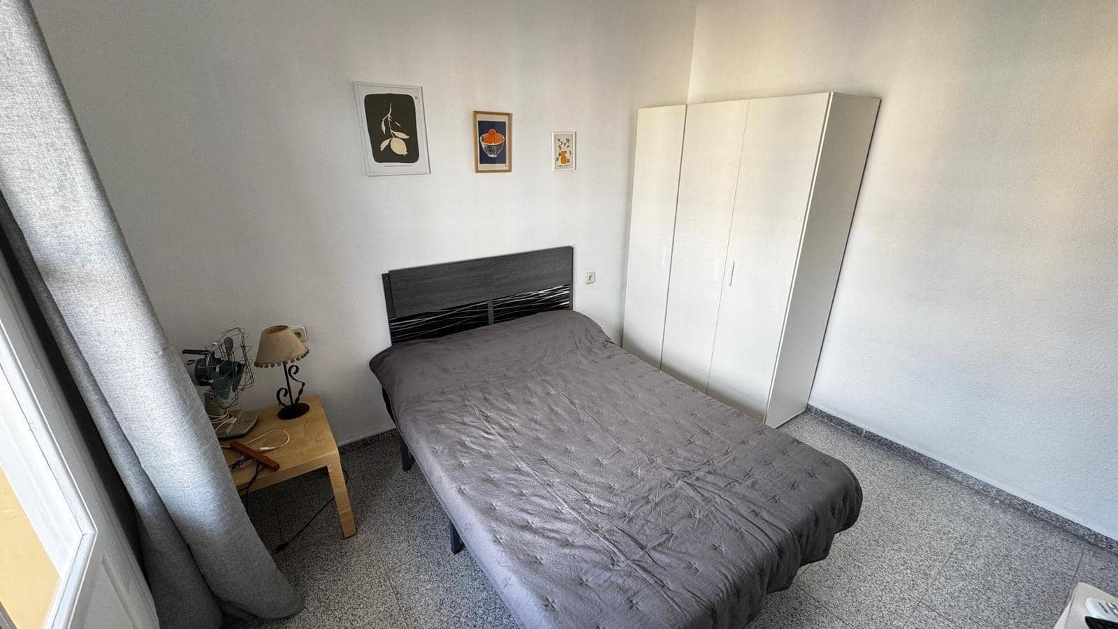 4 soveværelse Penthouse til leje i Alicante by - € 890 (Ref: 9465850)