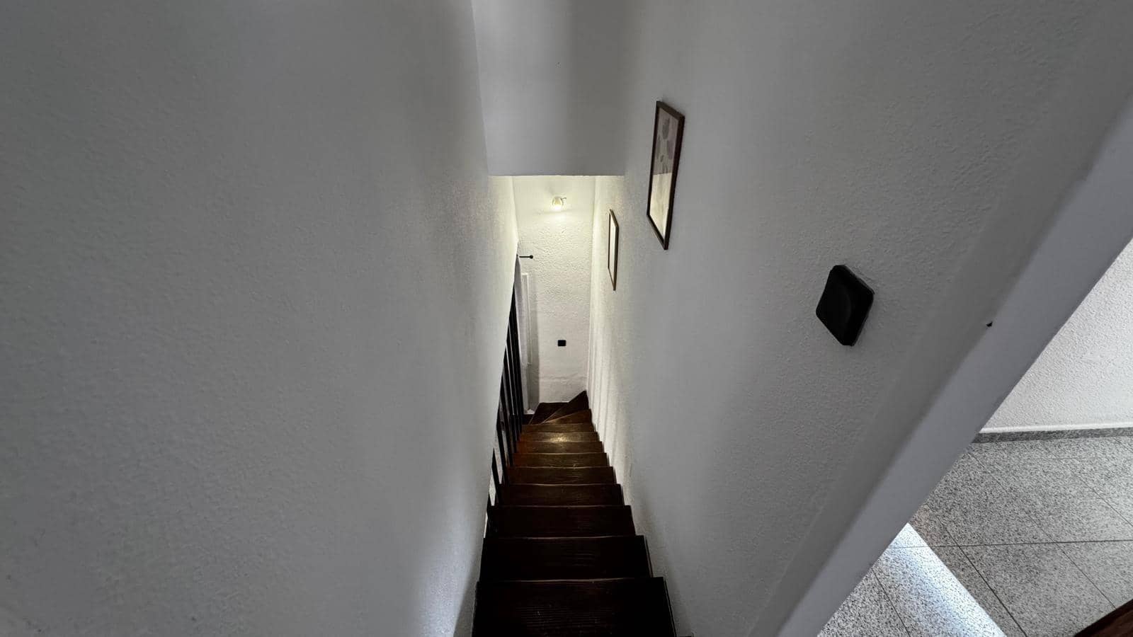 4 soveværelse Penthouse til leje i Alicante by - € 890 (Ref: 9465850)