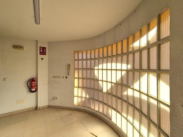 Kommersiell till salu i Playa de San Juan, Alicante stad - 132 000 € (Ref: 9465851)