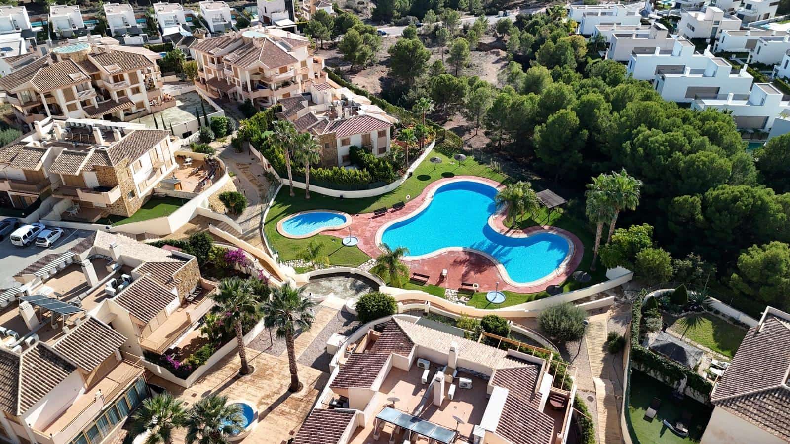 2 bedroom Apartment for sale in Finestrat with pool - € 260,000 (Ref: 9470520)