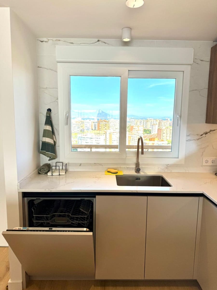 2 makuuhuone Asunto vuokrattavana paikassa San Juan de Alicante / Sant Joan d'Alacant mukana uima-altaan - 2 850 € (Ref: 9471218)