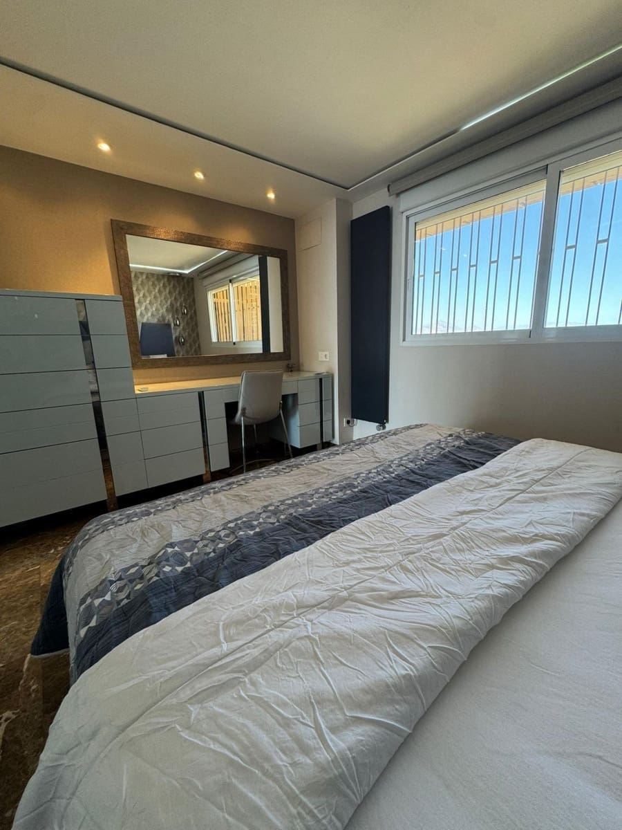 1 makuuhuone Asunto vuokrattavana paikassa San Juan de Alicante / Sant Joan d'Alacant mukana uima-altaan - 1 950 € (Ref: 9471219)