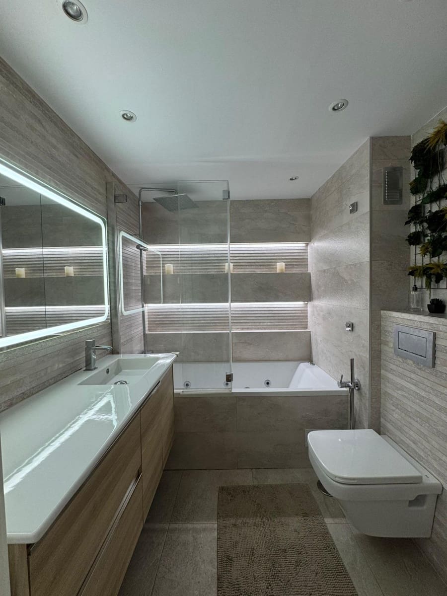 1 makuuhuone Asunto vuokrattavana paikassa San Juan de Alicante / Sant Joan d'Alacant mukana uima-altaan - 1 950 € (Ref: 9471219)