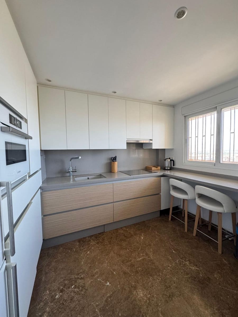 1 makuuhuone Asunto vuokrattavana paikassa San Juan de Alicante / Sant Joan d'Alacant mukana uima-altaan - 1 950 € (Ref: 9471219)