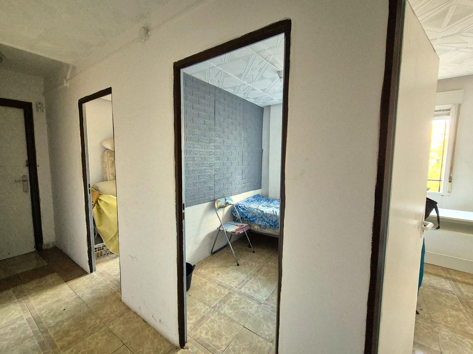 6 sypialnia Apartament na sprzedaż w Miasto Alicante / Alacant - 59 000 € (Ref: 9473048)