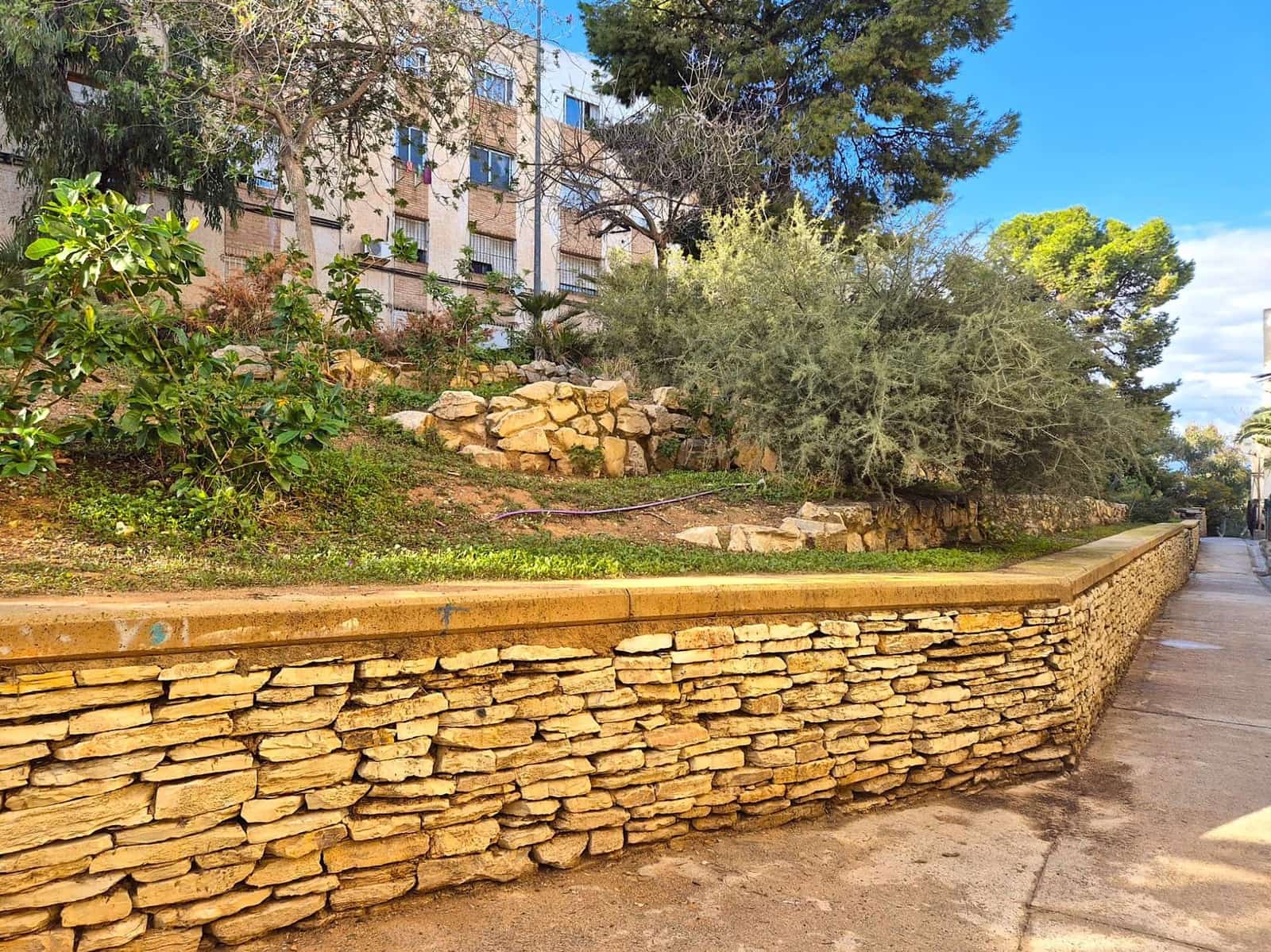 6 sypialnia Apartament na sprzedaż w Miasto Alicante / Alacant - 59 000 € (Ref: 9473048)