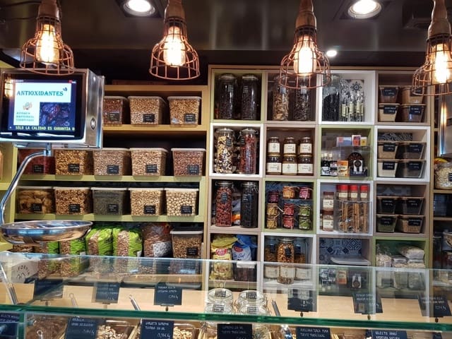 1 makuuhuone Yritys myytävänä paikassa Alicante kaupunki - 150 000 € (Ref: 9481268)