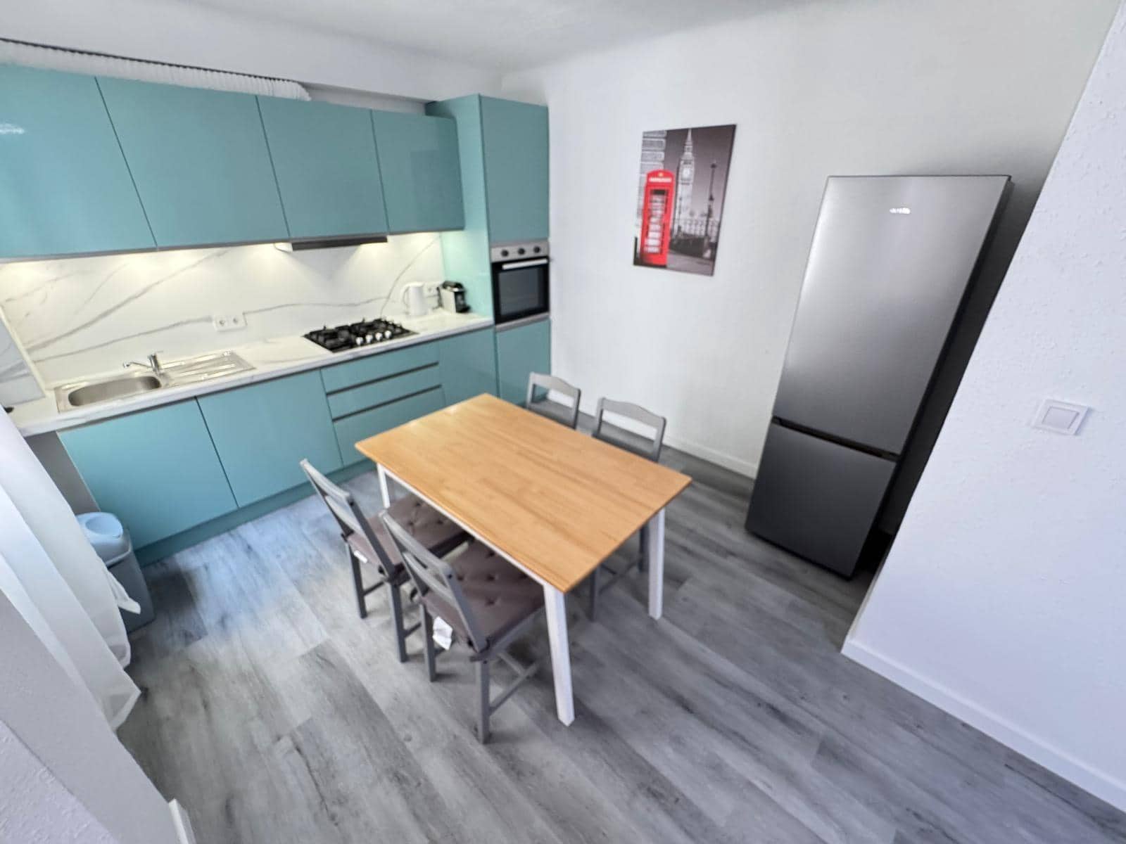 3 soverom Leilighet til leie i Alicante by - € 1 000 (Ref: 9482110)