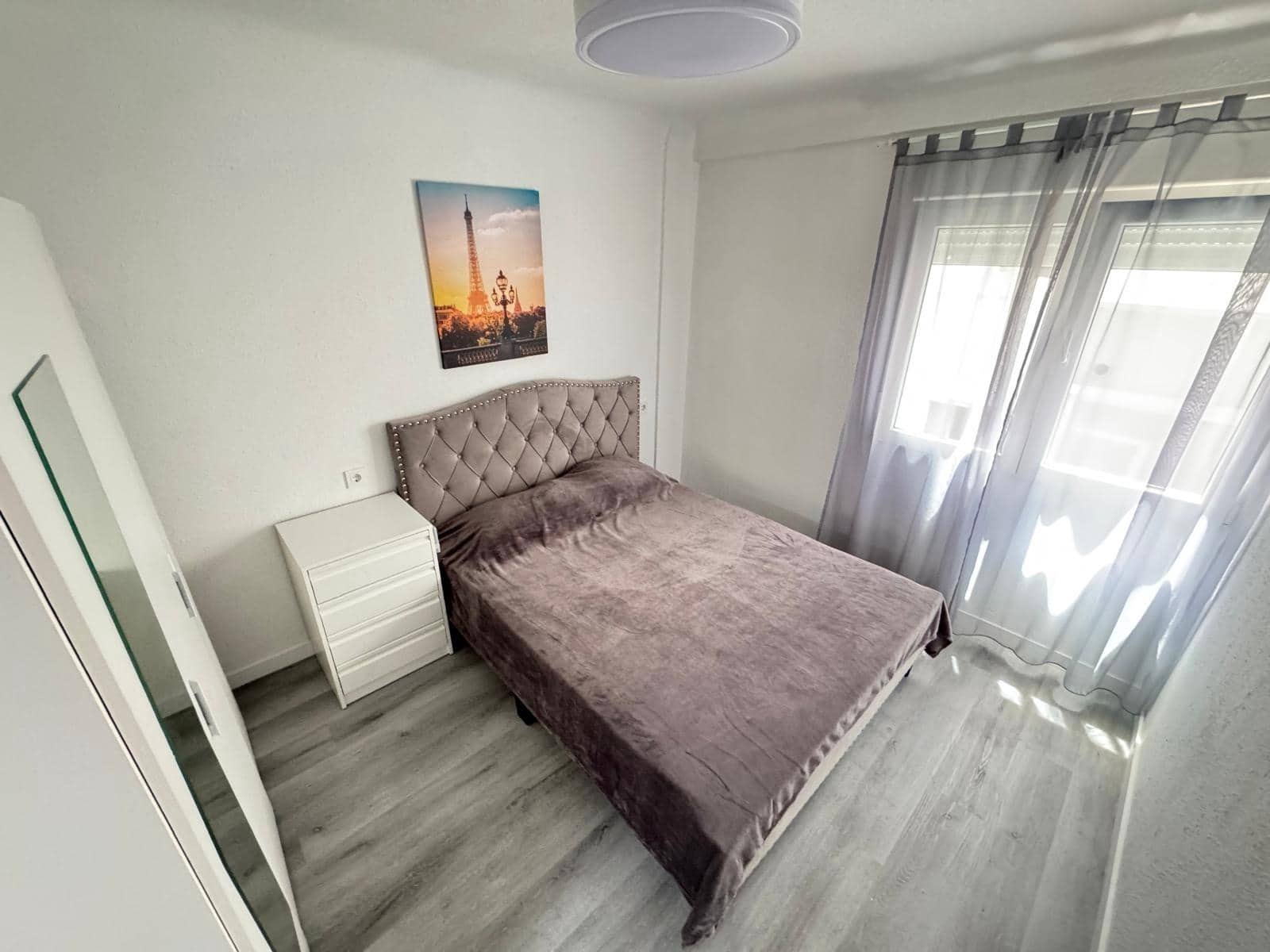 3 soverom Leilighet til leie i Alicante by - € 1 000 (Ref: 9482110)