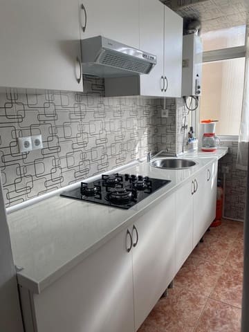 Apartamento de 3 habitaciones en Virgen del Remedio - Parque lo Morant, Alicante / Alacant ciudad en alquiler - 800 € (Ref: 9488389)
