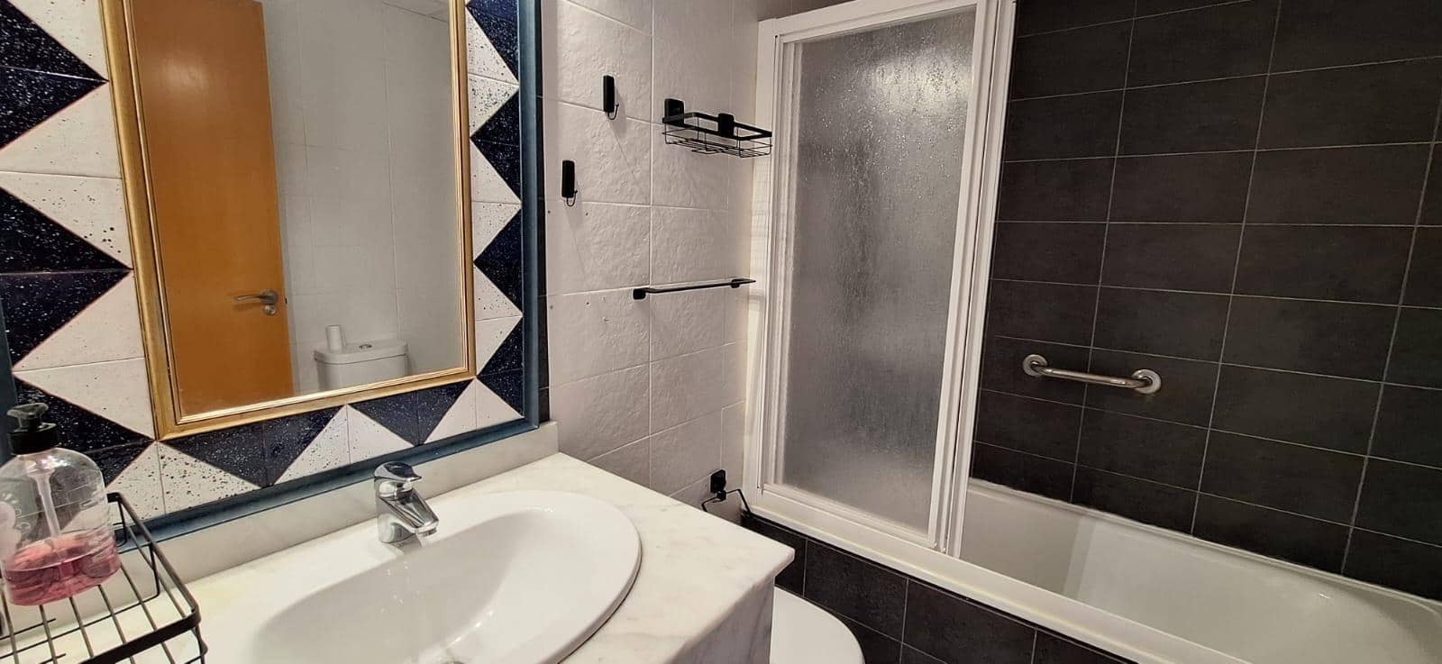 1 bedroom Apartment for rent in Benidorm with pool - € 950 (Ref: 9488723)