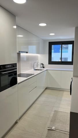 Appartement de 3 chambres à louer à Alicante ville avec piscine - 1 500 € (Ref: 9491519)