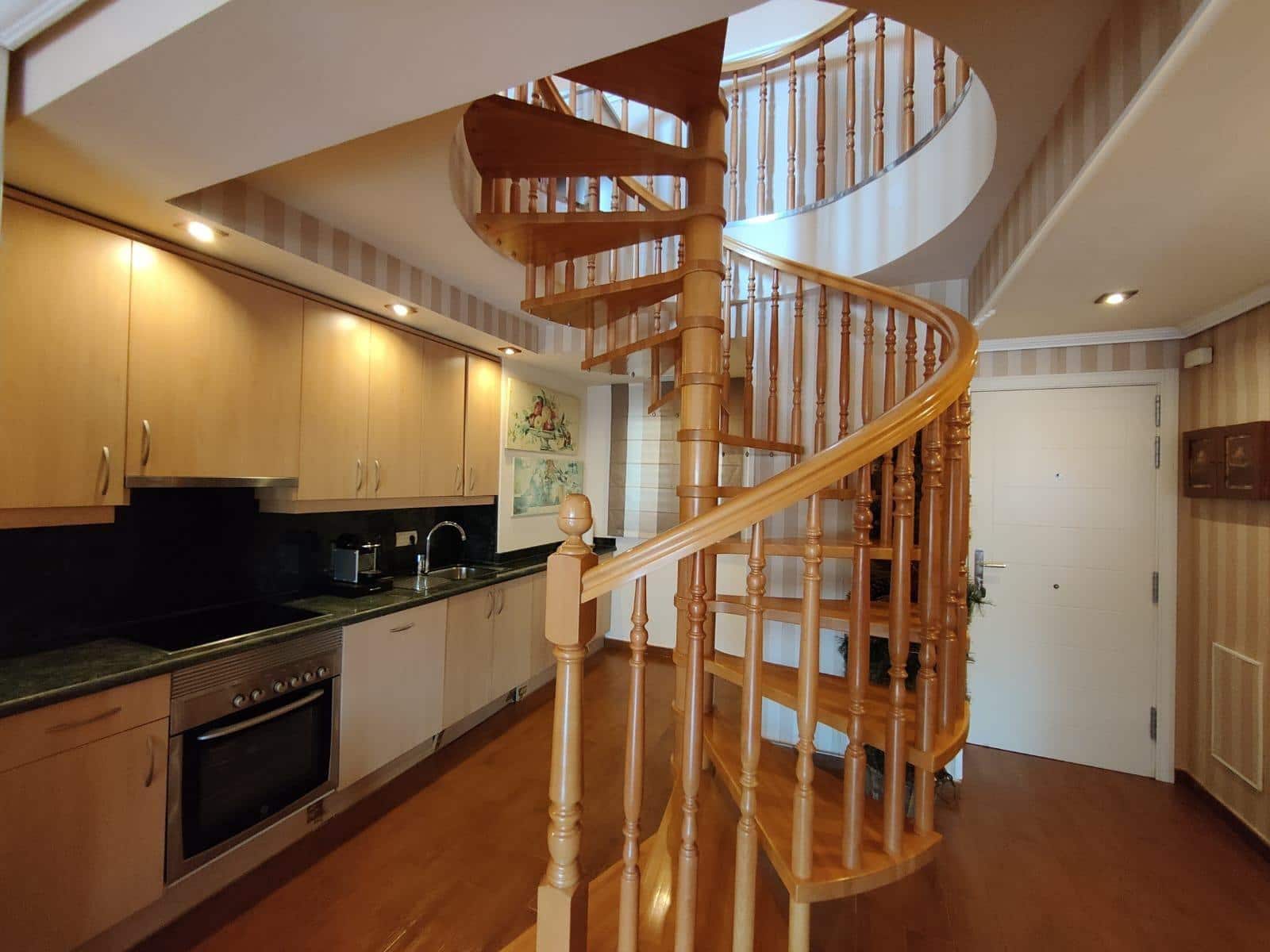 3 bedroom Penthouse for rent in La Villajoyosa / Vila Joiosa with pool - € 1,900 (Ref: 9497510)