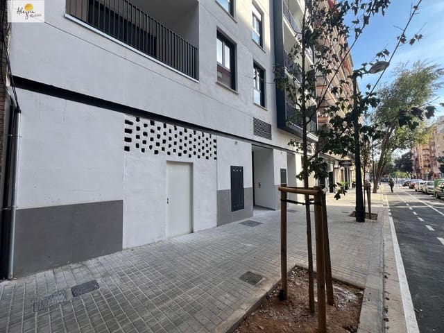 Erhverv til leje i Benicalap, Valencia by - € 500 (Ref: 9504396)