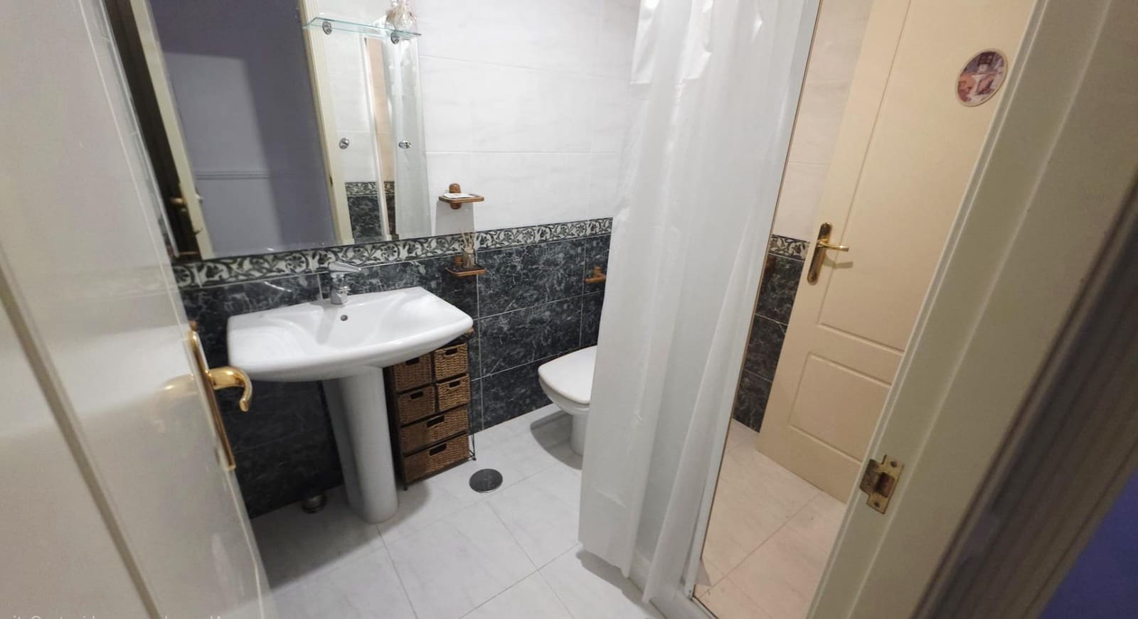 2 slaapkamer Flat te koop in Playa de San Juan met zwembad garage - € 450.000 (Ref: 9521365)