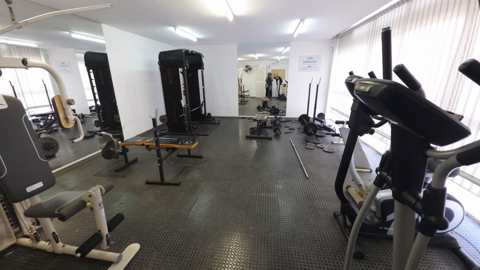 2 slaapkamer Flat te koop in Playa de San Juan met zwembad garage - € 450.000 (Ref: 9521365)