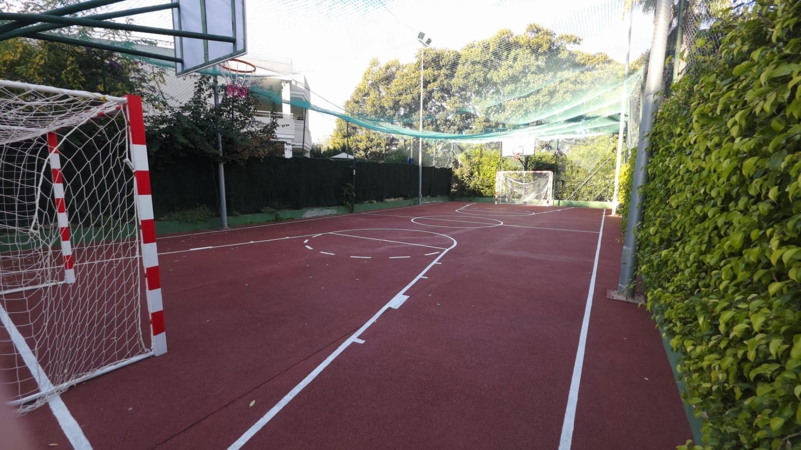 2 slaapkamer Flat te koop in Playa de San Juan met zwembad garage - € 450.000 (Ref: 9521365)