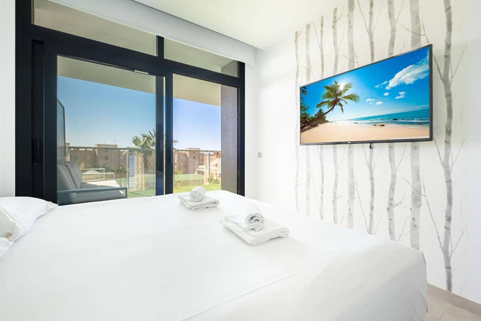 Apartamento de 2 habitaciones en Benidorm en venta con piscina - 580.000 € (Ref: 9524416)