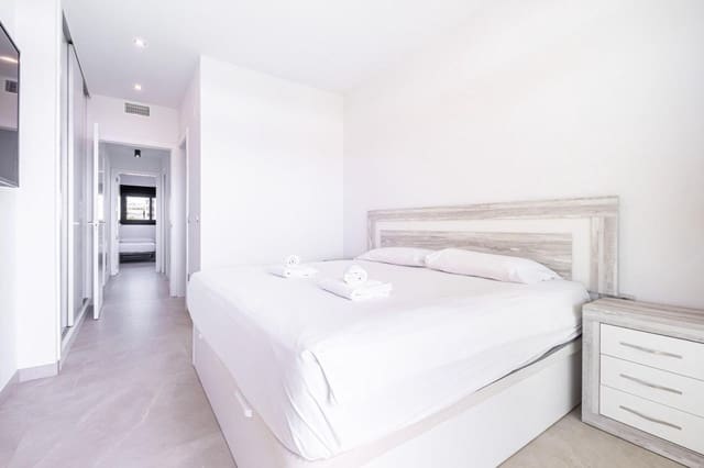 Apartamento de 2 habitaciones en Playa Poniente, Benidorm en venta con piscina - 580.000 € (Ref: 9524416)