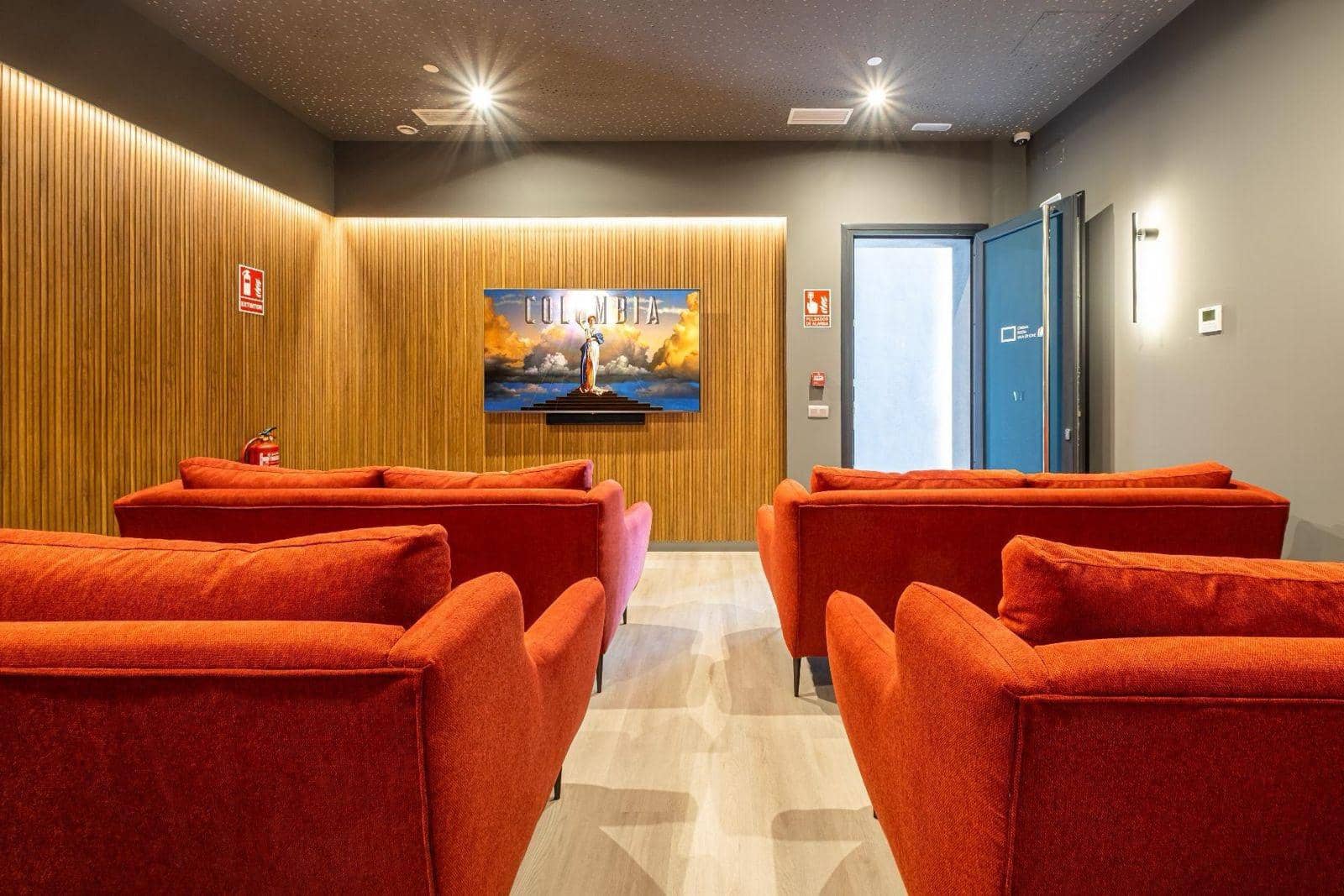 Apartamento de 2 habitaciones en Benidorm en venta con piscina - 580.000 € (Ref: 9524416)