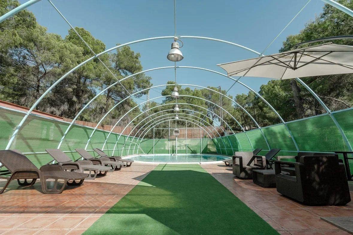 Chalet de 6 habitaciones en Náquera en venta - 985.000 € (Ref: 9527805)