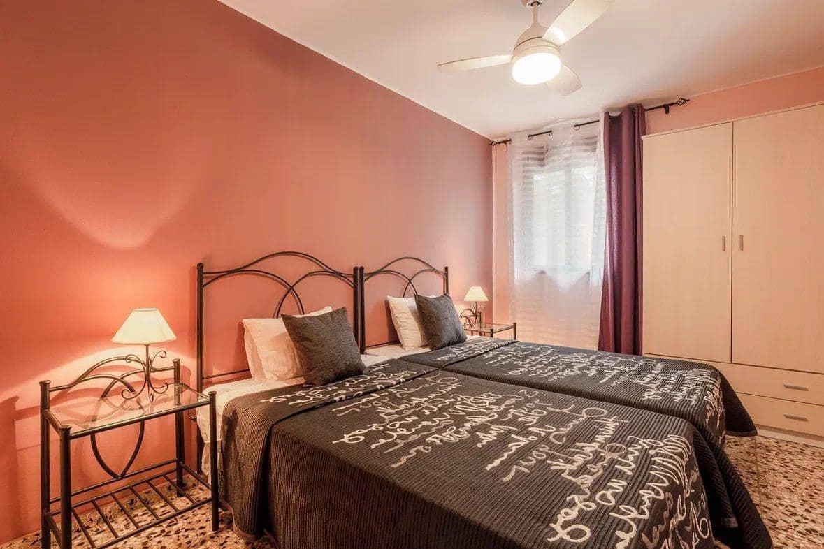 Chalet de 6 habitaciones en Náquera en venta - 985.000 € (Ref: 9527805)