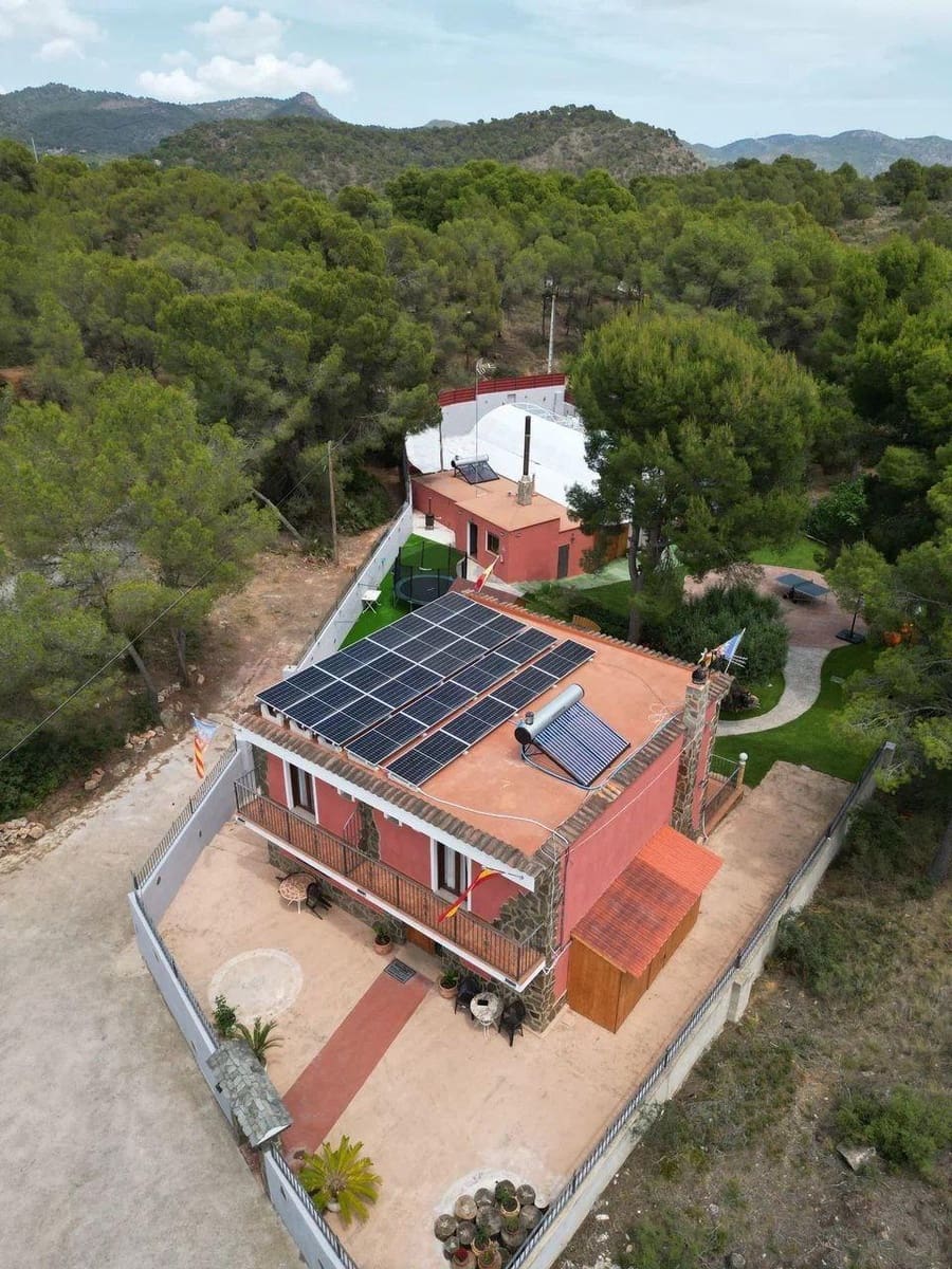 Chalet de 6 habitaciones en Náquera en venta - 985.000 € (Ref: 9527805)