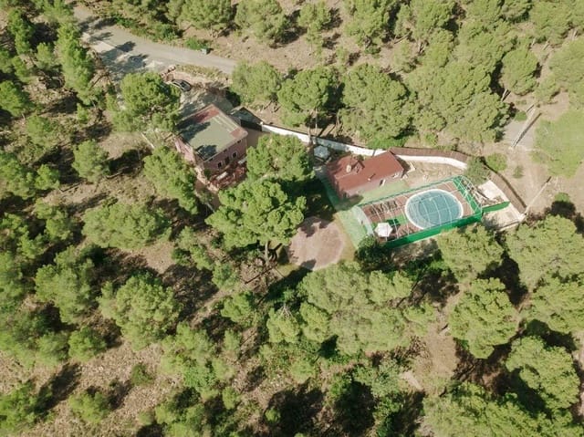 Chalet de 6 habitaciones en Náquera en venta - 985.000 € (Ref: 9527805)