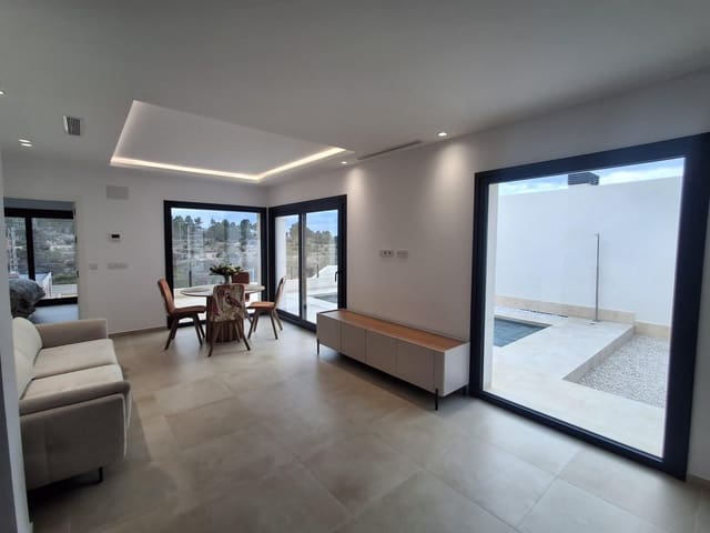 3 slaapkamer Villa te huur in Finestrat met zwembad - € 2.700 (Ref: 9527807)