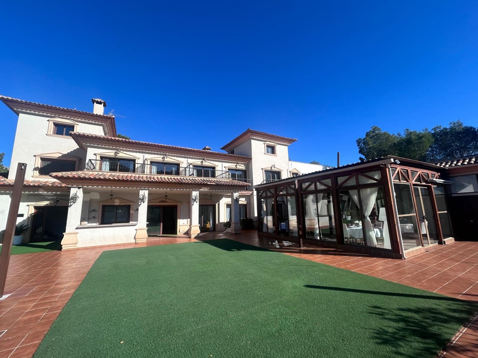 12 quarto Hotel para venda em Finestrat - 1 690 000 € (Ref: 9530803)