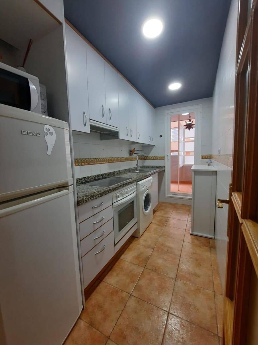 1 bedroom Apartment for rent in La Villajoyosa / Vila Joiosa with pool - € 950 (Ref: 9530804)