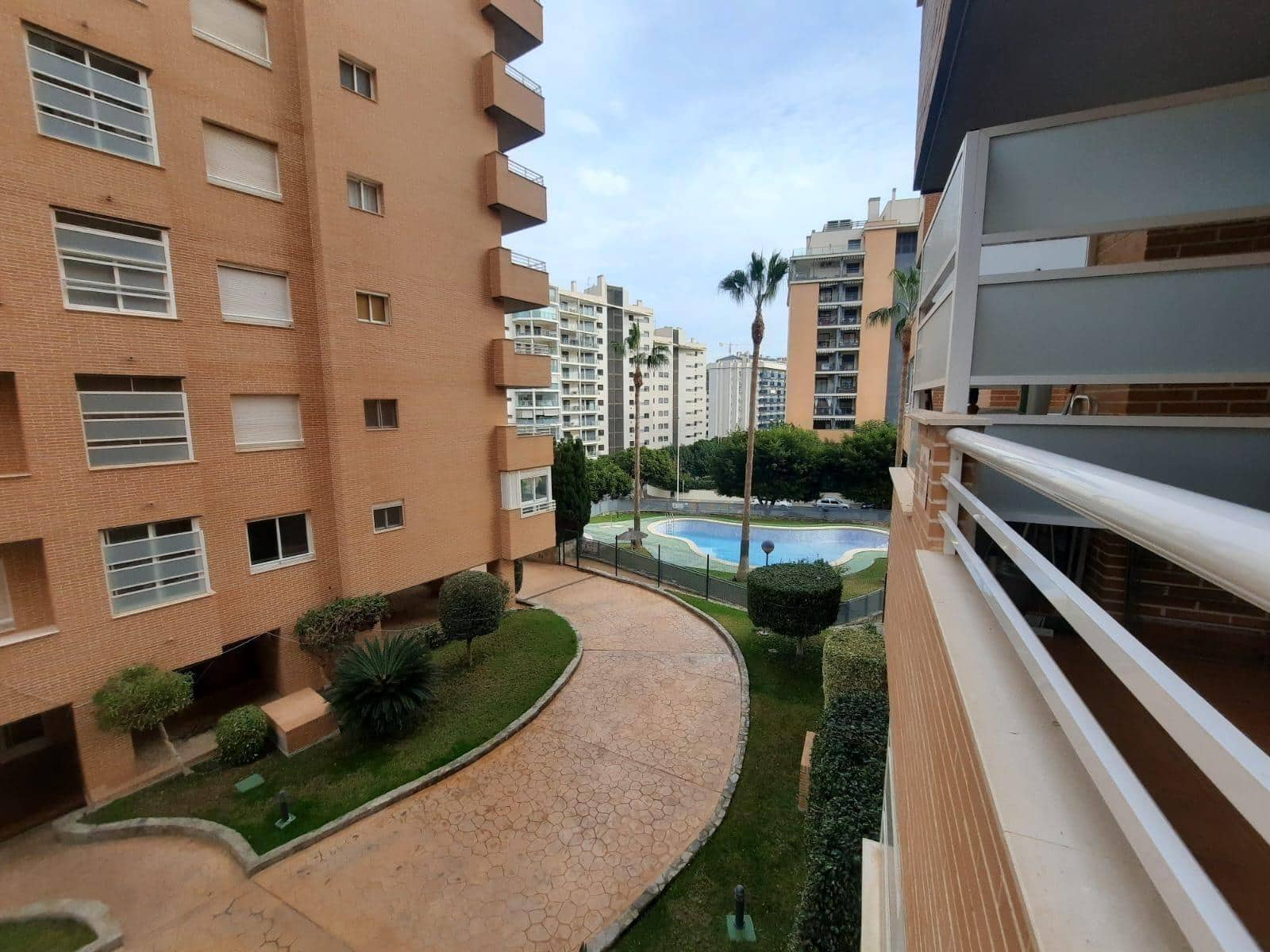 1 bedroom Apartment for rent in La Villajoyosa / Vila Joiosa with pool - € 950 (Ref: 9530804)