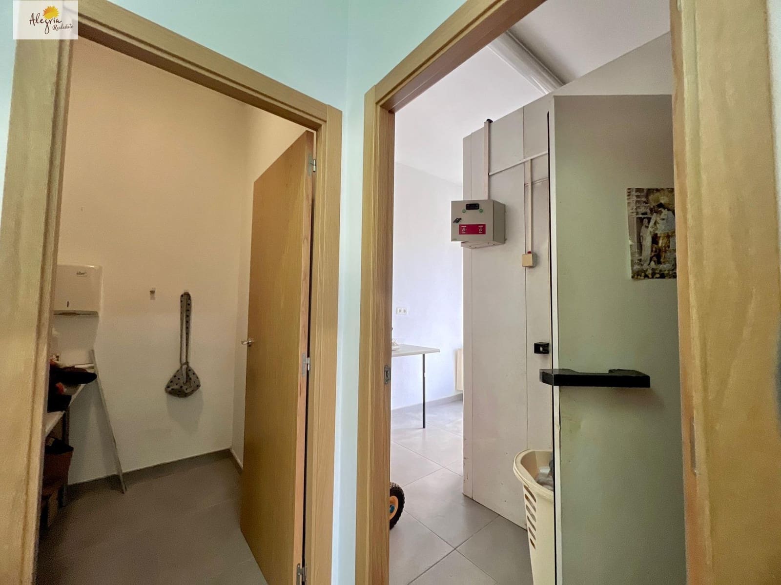 Commerciale in vendita in Valencia citta - 320.000 € (Rif: 9534511)