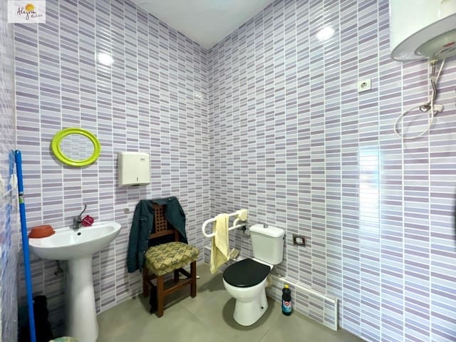 Commerciale in vendita in Valencia città - 320.000 € (Rif: 9534511)