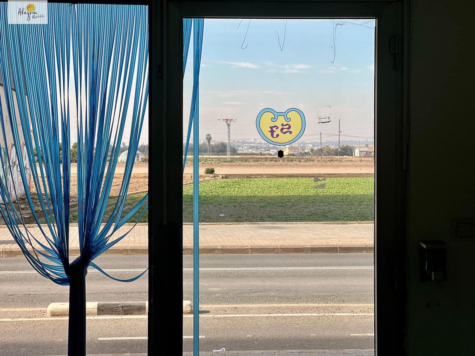 Commerciale in vendita in Valencia citta - 320.000 € (Rif: 9534511)