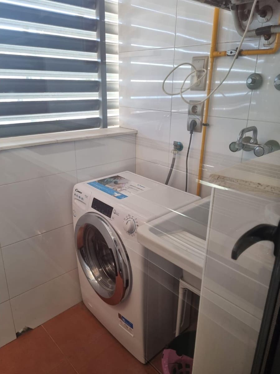 3 makuuhuone Asunto vuokrattavana paikassa Alicante kaupunki mukana uima-altaan 
autotalli - 1 800 € (Ref: 9534512)