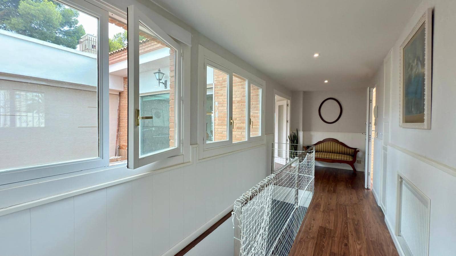 3 bedroom Villa for sale in La Nucia with pool - € 970,000 (Ref: 9536294)