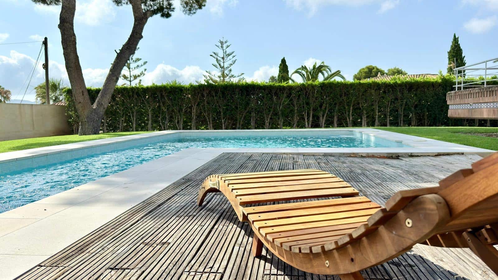 3 bedroom Villa for sale in La Nucia with pool - € 970,000 (Ref: 9536294)