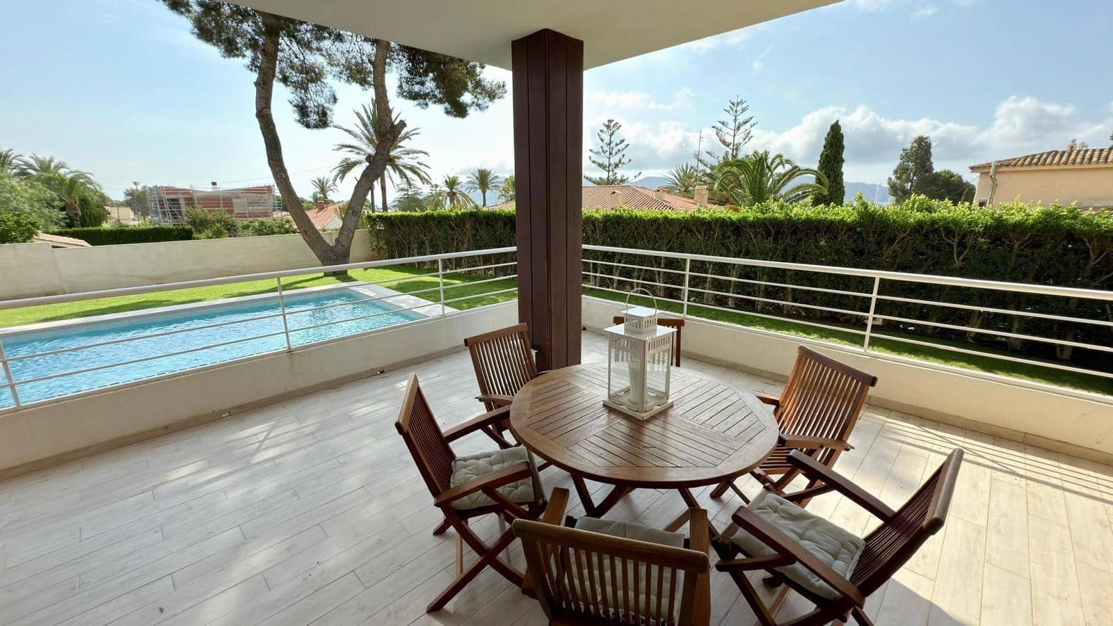 3 bedroom Villa for sale in La Nucia with pool - € 970,000 (Ref: 9536294)