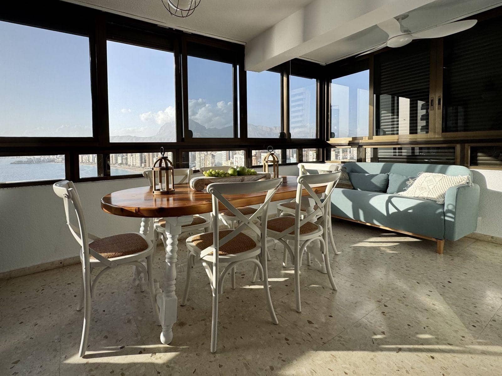 2 soveværelse Lejlighed til leje i Benidorm med swimmingpool - € 1.800 (Ref: 9541233)