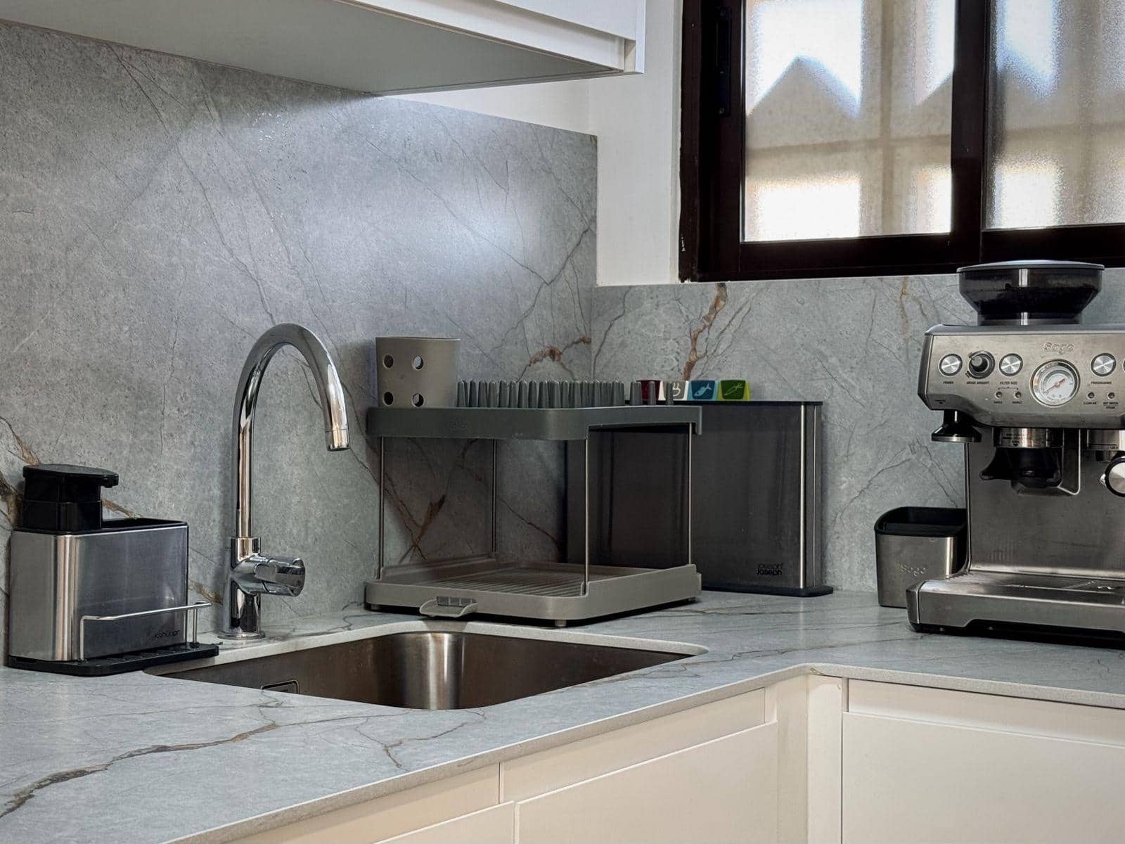 2 soveværelse Lejlighed til leje i Benidorm med swimmingpool - € 1.800 (Ref: 9541233)