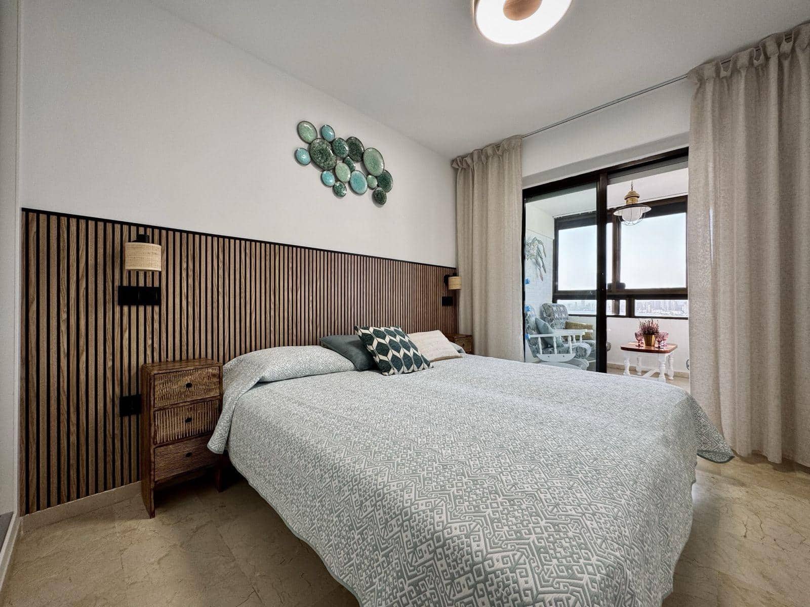 2 soveværelse Lejlighed til leje i Benidorm med swimmingpool - € 1.800 (Ref: 9541233)