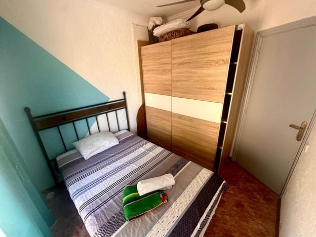 4 Zimmer Apartment zu vermieten in Alicante / Alacant Stadt - 750 € (Ref: 9543769)