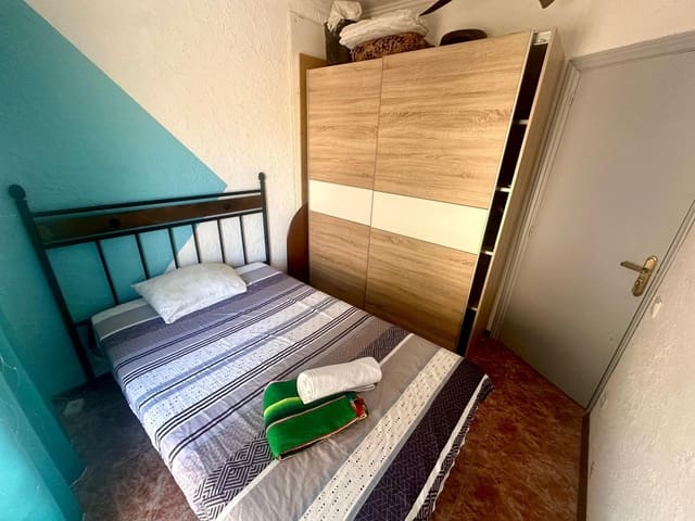 4 Zimmer Apartment zu vermieten in Alicante / Alacant Stadt - 750 € (Ref: 9543769)