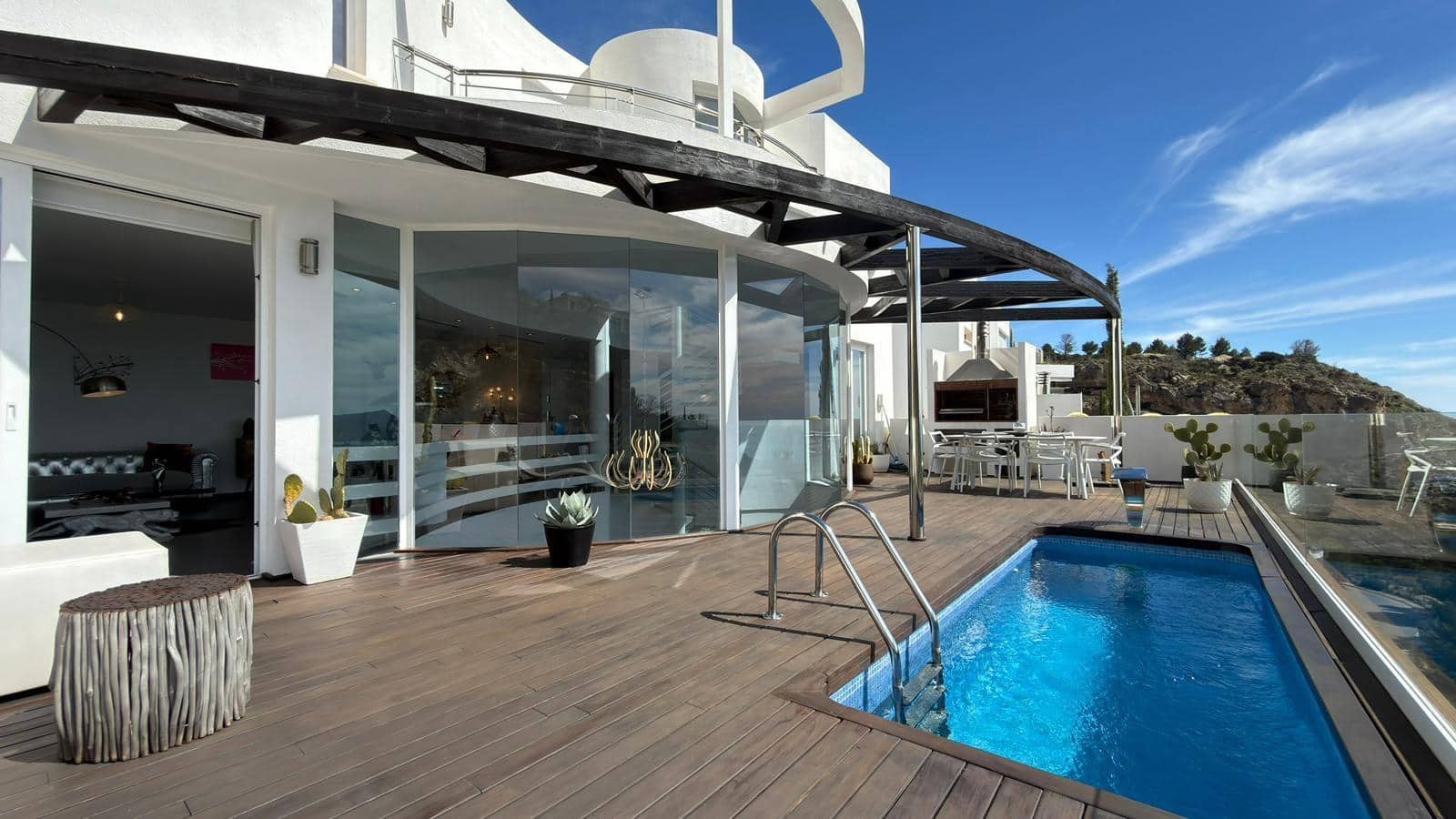 4 bedroom Villa for sale in Altea la Vella with pool garage - € 852,000 (Ref: 9548349)