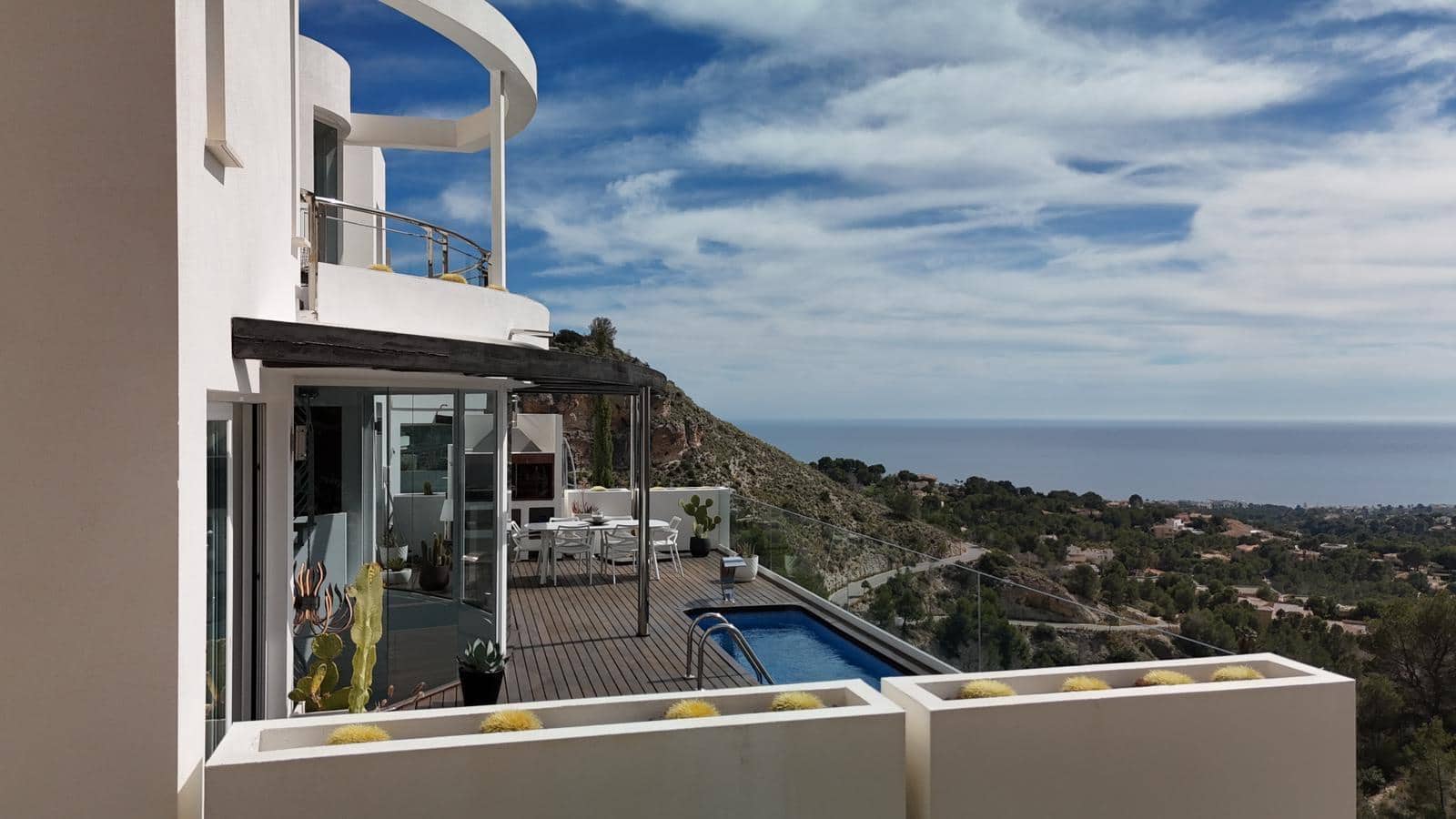 4 bedroom Villa for sale in Altea la Vella with pool garage - € 852,000 (Ref: 9548349)