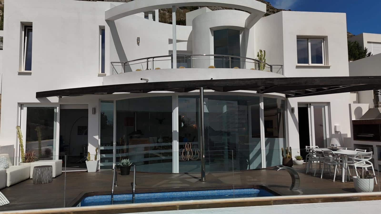 4 bedroom Villa for sale in Altea la Vella with pool garage - € 852,000 (Ref: 9548349)