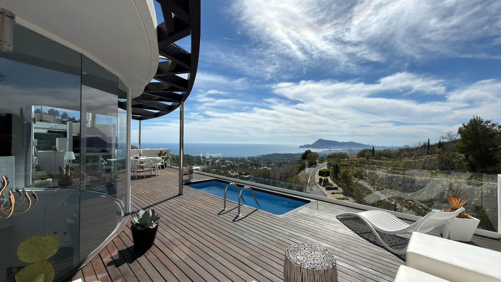 4 bedroom Villa for sale in Altea la Vella with pool garage - € 852,000 (Ref: 9548349)