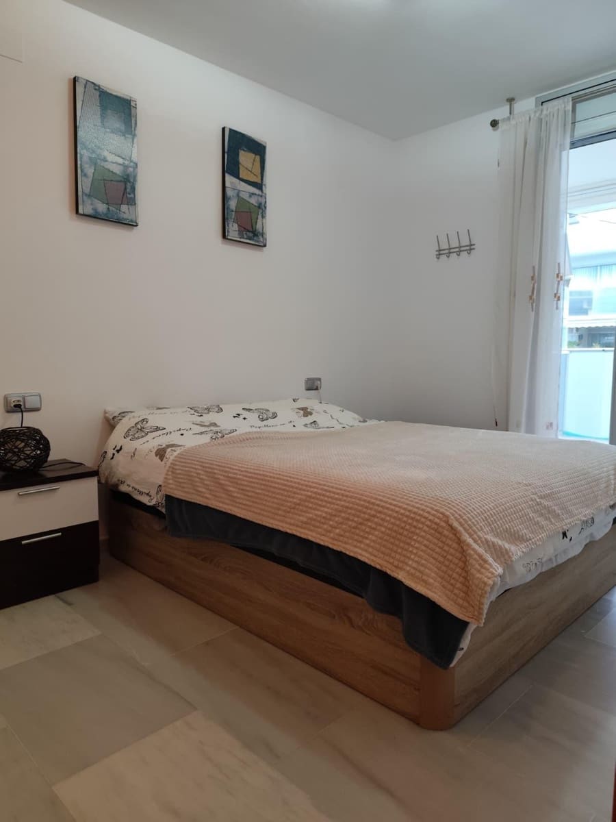 1 bedroom Apartment for rent in La Villajoyosa / Vila Joiosa with pool - € 950 (Ref: 9551669)